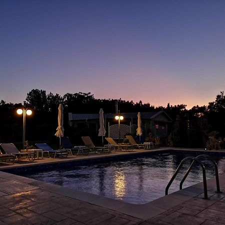 Louis Luxury Villa By Living In Blue Коскіну Екстер'єр фото