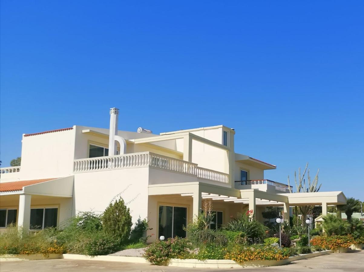 Louis Luxury Villa By Living In Blue Коскіну Екстер'єр фото