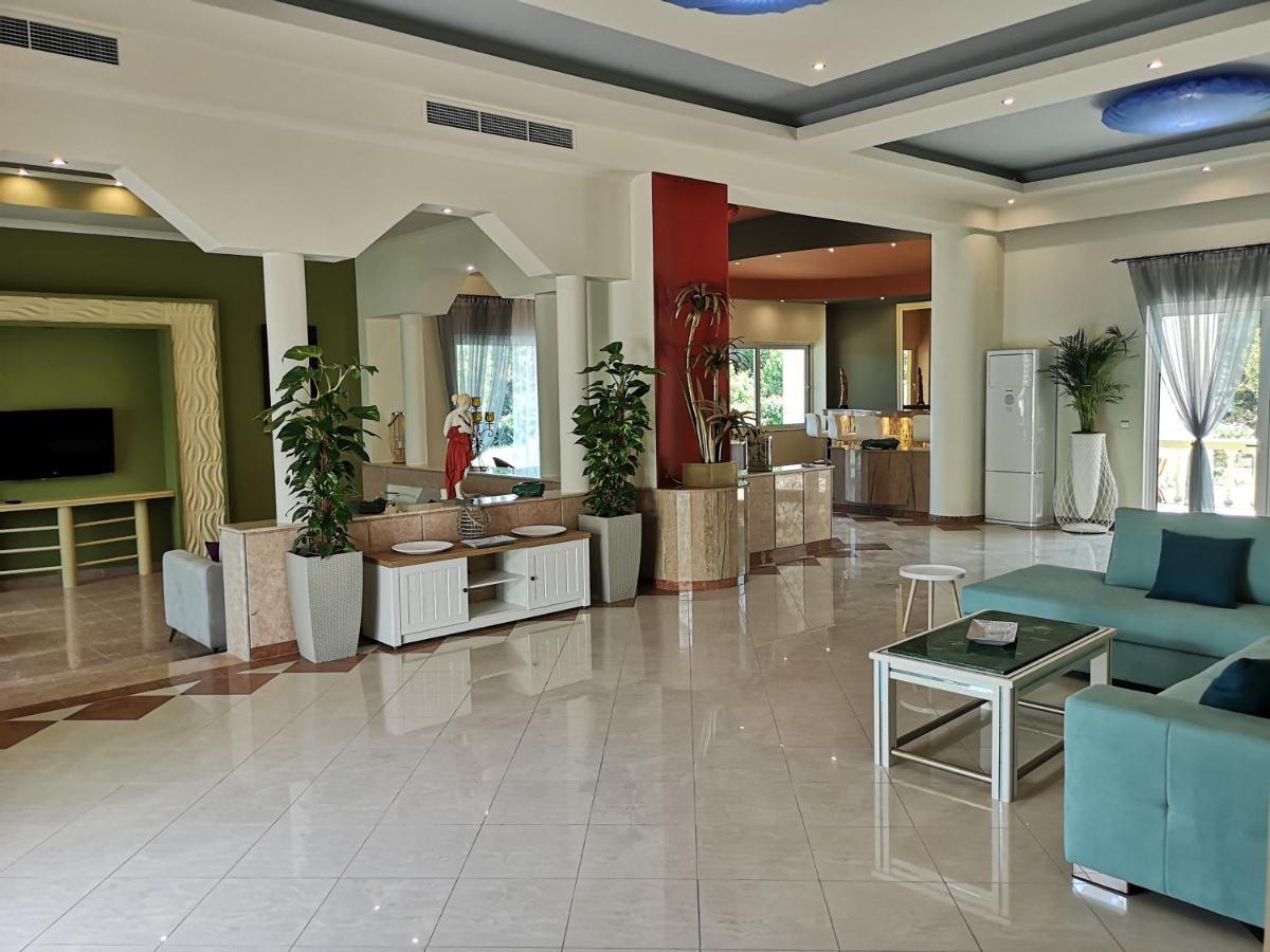 Louis Luxury Villa By Living In Blue Коскіну Екстер'єр фото