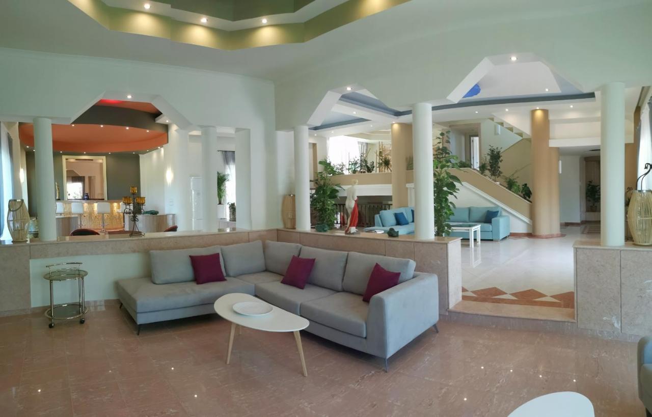 Louis Luxury Villa By Living In Blue Коскіну Екстер'єр фото